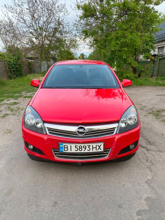 Опель Астра 1.6 газ 2012 рік