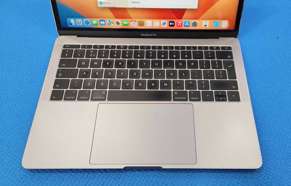 MacBook Pro 13" 2017 | Intel Core i5 2.3GHz | 16GB RAM | 128GB SSD