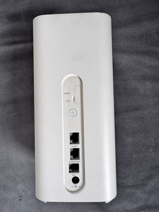 Router Huawei Model B818-263