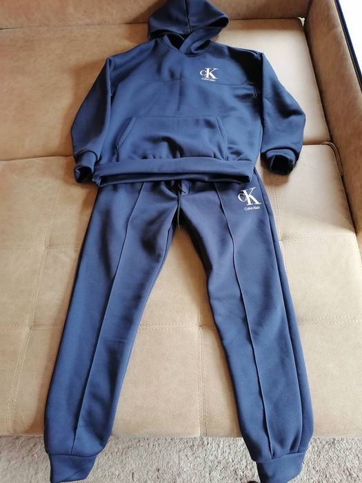 Спортивный костюм на флисе