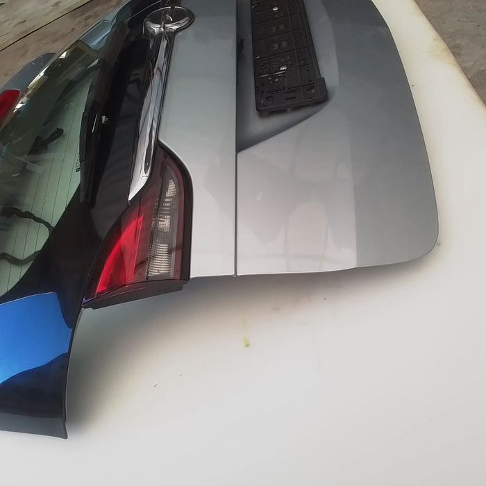 z189 klapa bagażnika opel zafira c