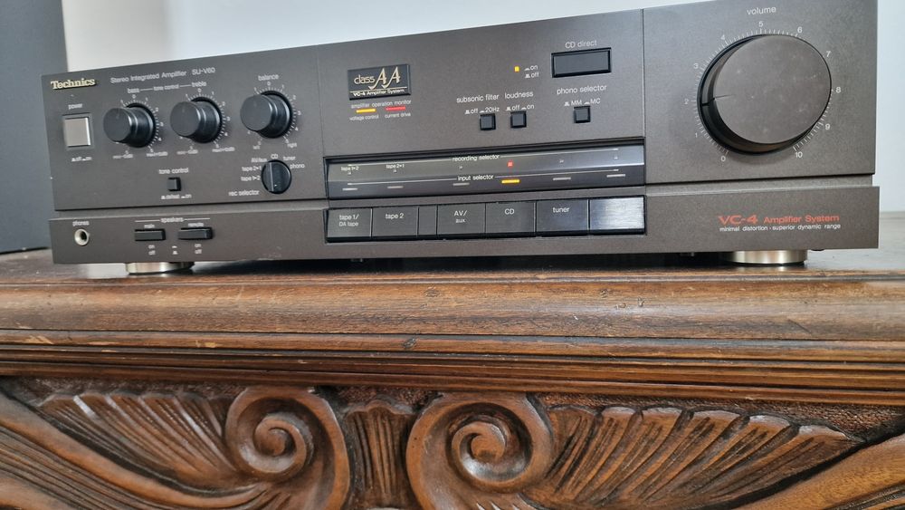 Technics  SU V60 wzmacniacz