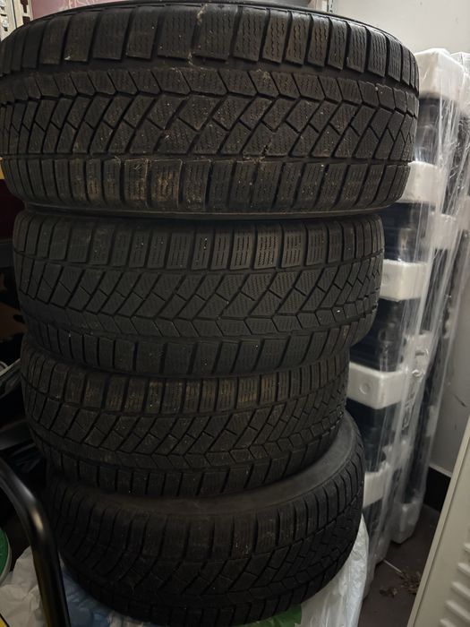 Komplet Opon Continental 225/50 R18