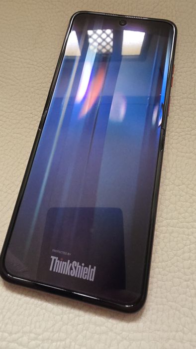 Motorola Razr 60 Ultra – Estado Irrepreensível – Apenas 38 Ciclos – Full Box