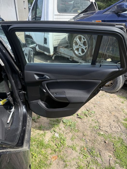 Opel insignia na czesci 2,0d zatarty