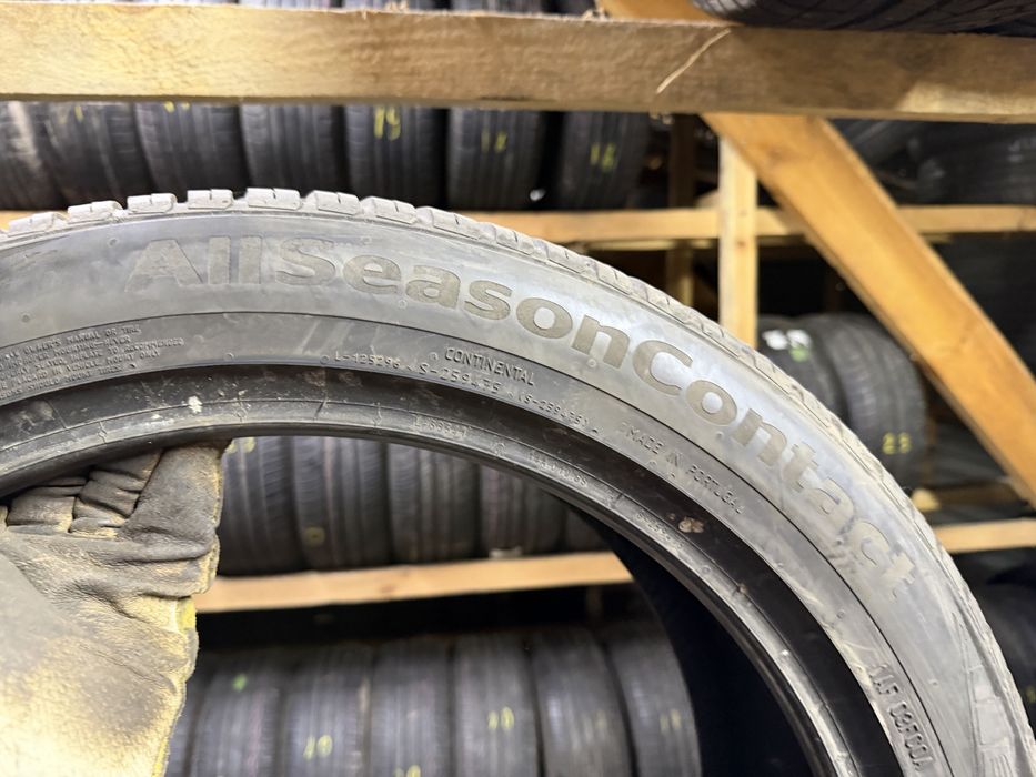 Шини всесезонні 245/45R19 Continental All season Contact 2шт 7мм 2022