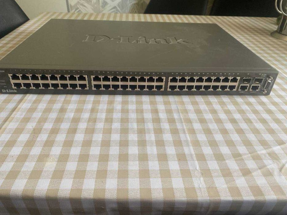 Комутатор D-Link DES-350 | 24 порти | Б/у | Робочий стан