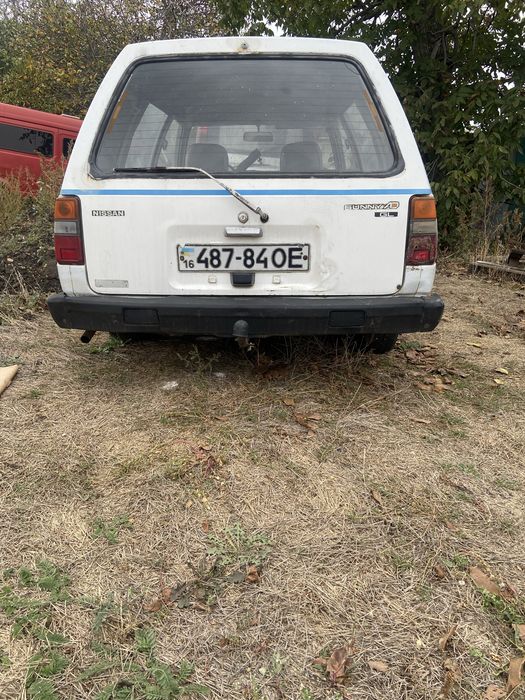 Ниссан сани 1988 год