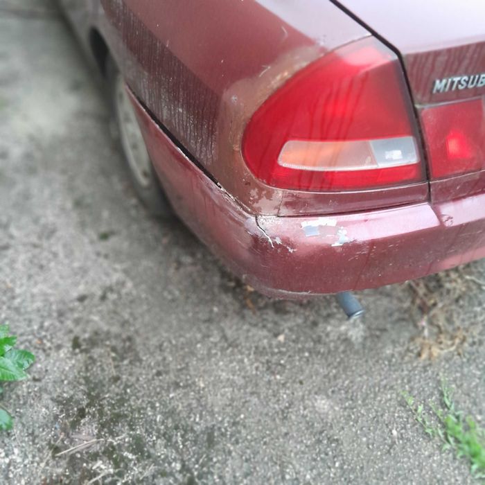 Mitsubitchi Lancer de 1996. Para restauro ou peças. A trabalhar