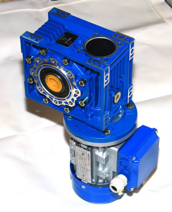 Мотор-редуктор, редуктор черв'ячний.