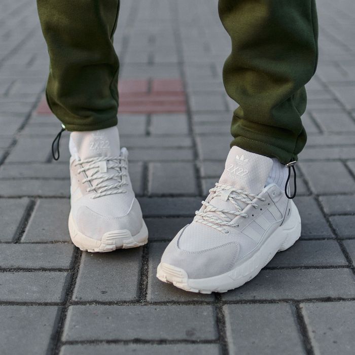 Adidas ZX 22 Boost Beige