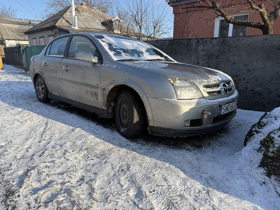 Опель вектра 2004 року