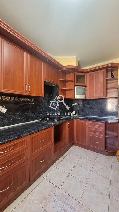 Продаж 3-кімнатної квартири з автономним опаленням