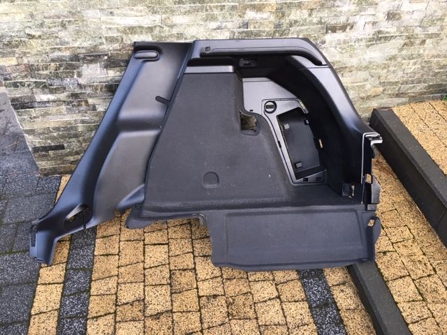 Honda Civic IX Type R 2016  Boczek Bagażnika Prawy