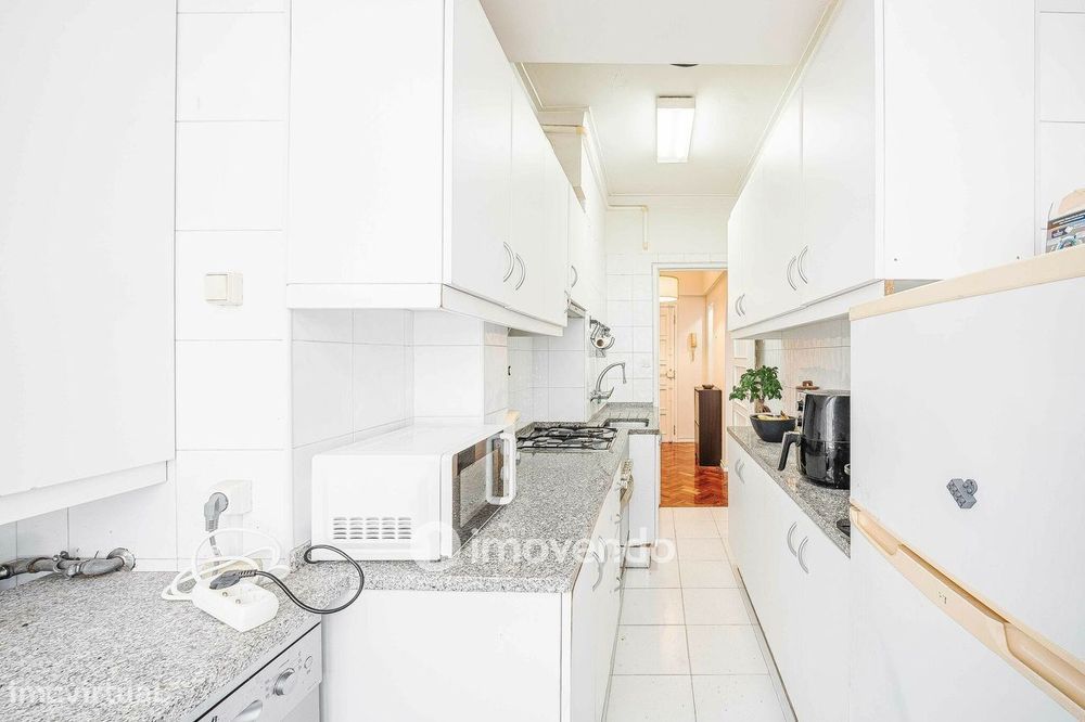 Apartamento T1, numa localização privilegiada, em Alvalade