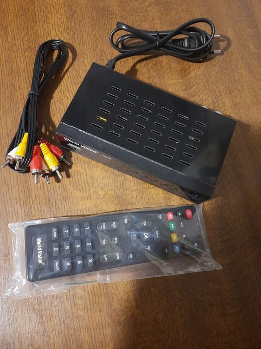 Цифровая приставка World Vision T62a