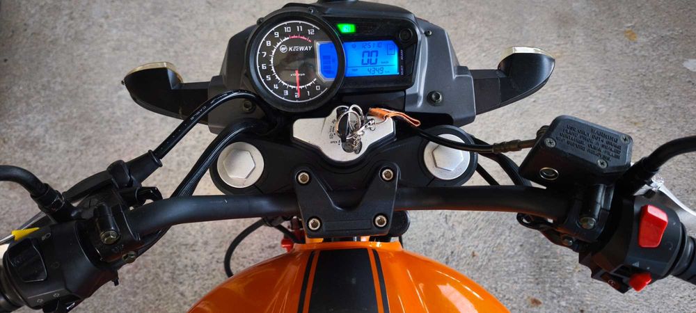 Vendo keeway rkv 125cc.