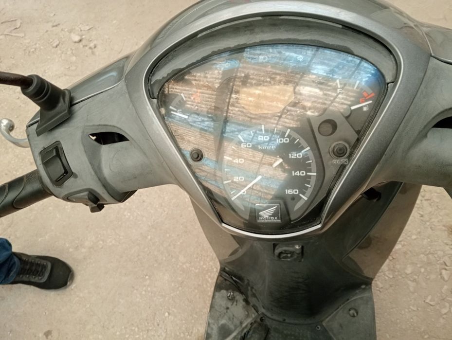 Vendo mota 125 em bom estado