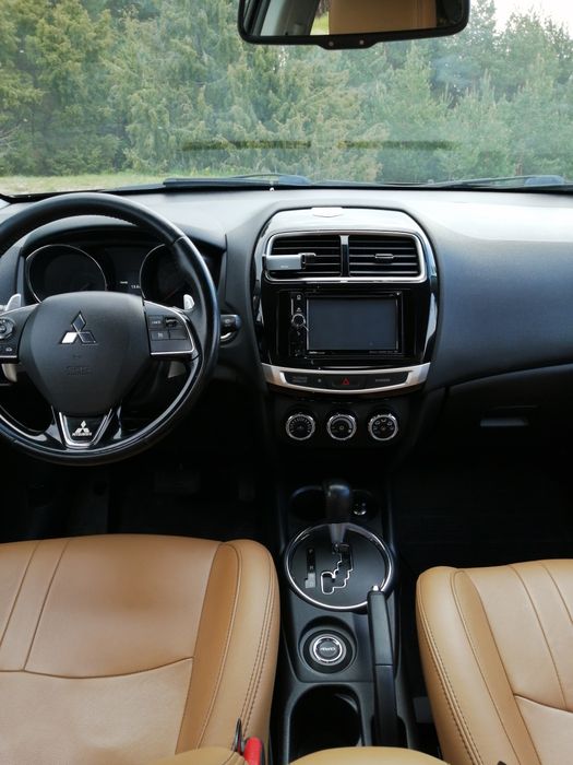 Мітсубісі асх 4*4 дизель 2.3 автомат