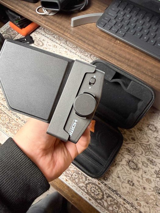 nakamerowy monitor Desview A5