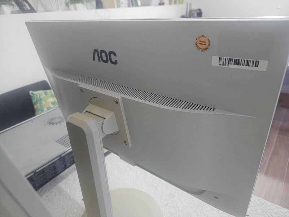 Monitor AOC E2460PQ 24" Full HD Recondicionado