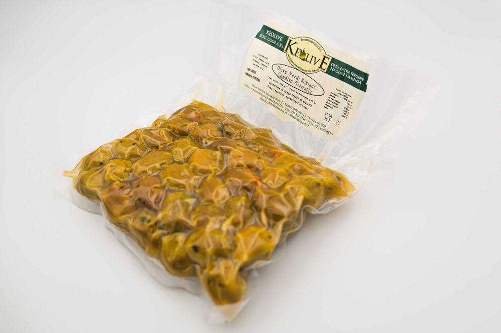 Sycylijskie oliwki Giarraffa  z oregano marchewką i selerem 500g