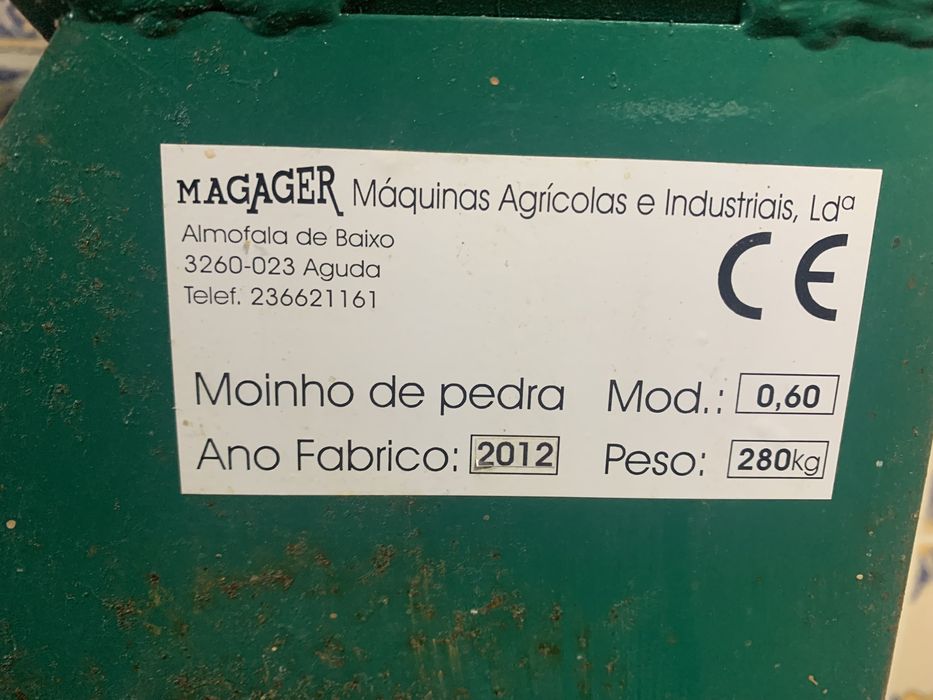 Moinho de pedra para cereais e outros
