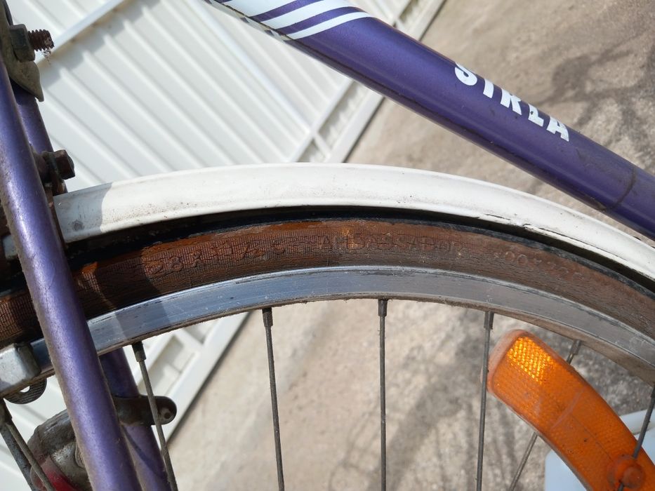 Bicicleta antiga Sirla