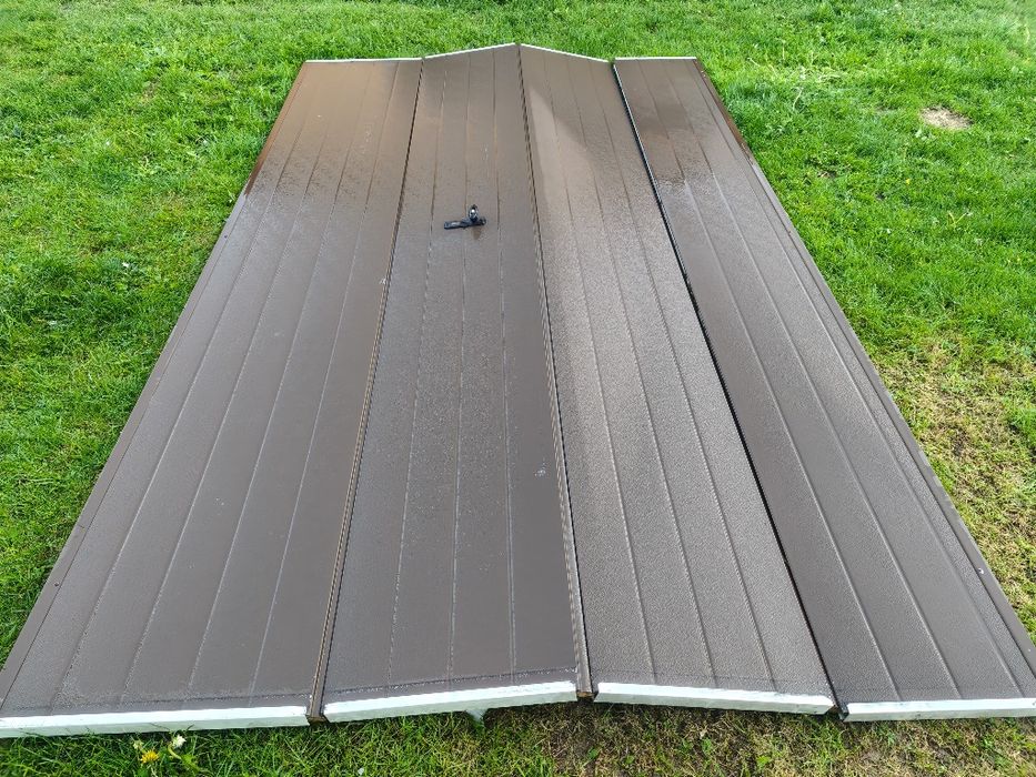 Panele bramowe segmentowe. Brązowe bardzo ładne. 338x206cm