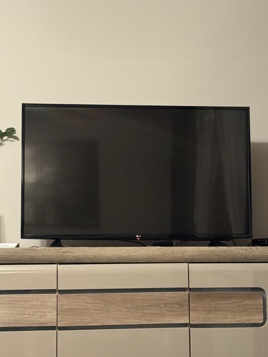 Telewizor Led LG 49"