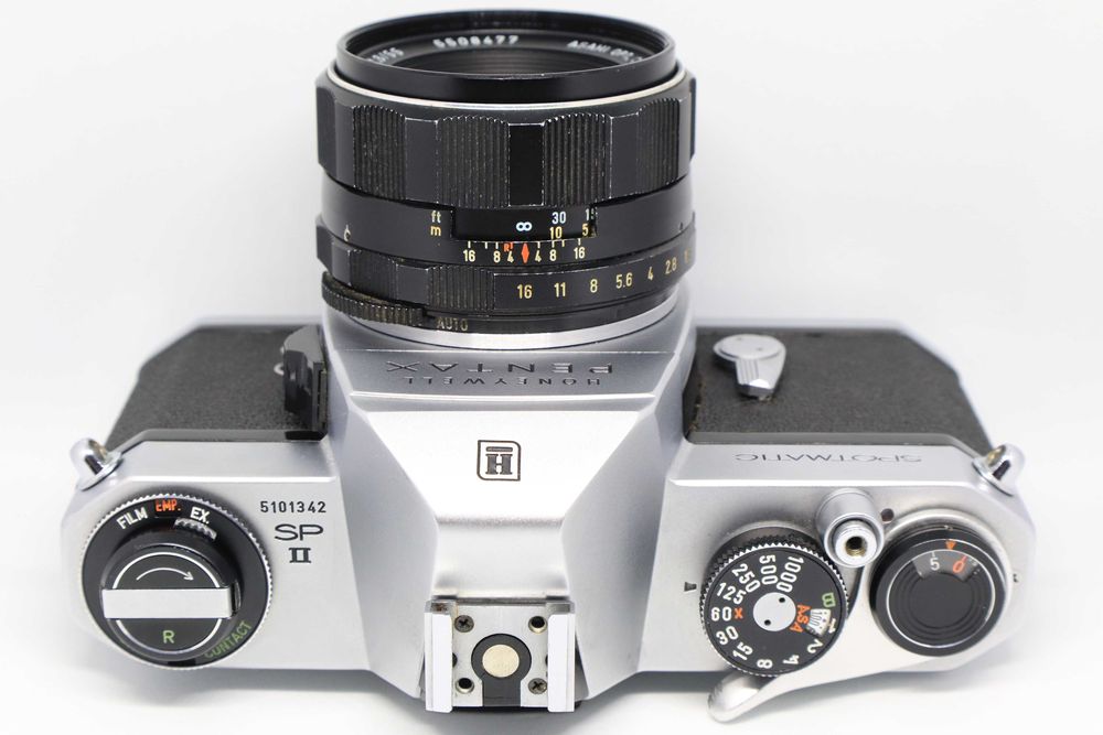 SLR Pentax Spotmatic SPII + Super-Multi-Coated Takumar 55mm 1.8