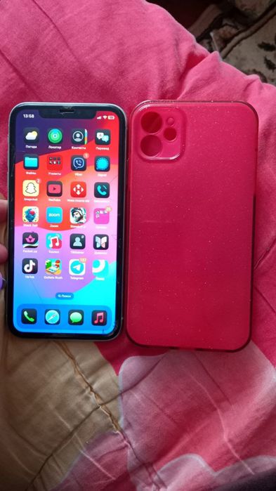 Айфон 11 в чудовому стані 256 гб памяти