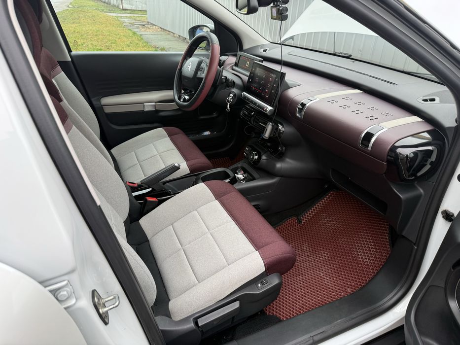 Сітроен C4 Кактус 2018 року