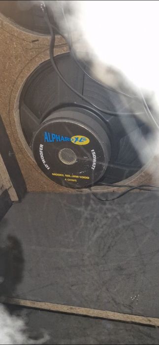 Kolumna basowa 300W, 4x10, brak tylniego panelu