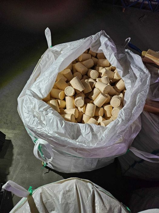 Brykiet drzewny w workach 700 kg