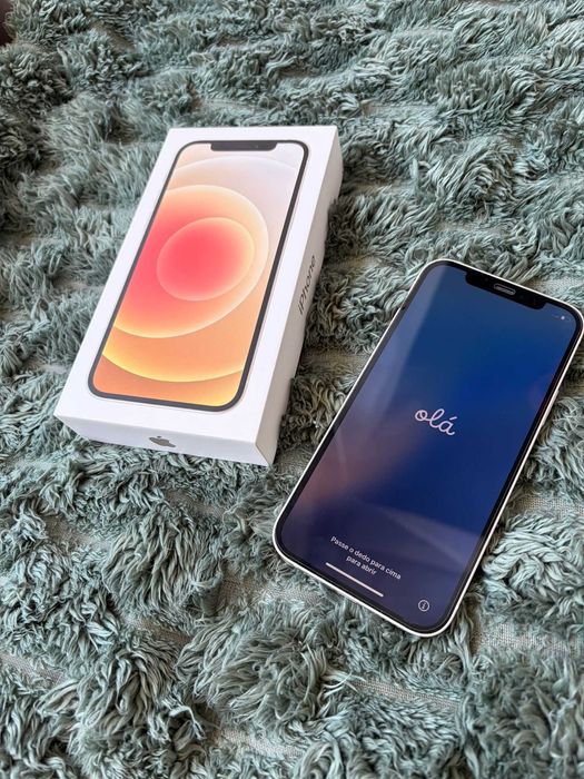 Apple iPhone 12 - 128gb (Como Novo)