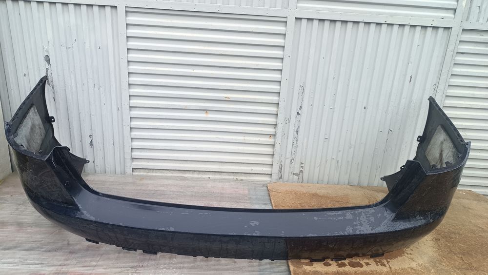 Vendo parachoque de trás Mercedes Benz C Class W 205 ano 2014/18