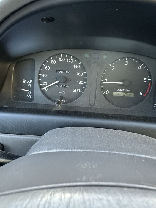 Vendo toyota corola star van imaculado poucos km