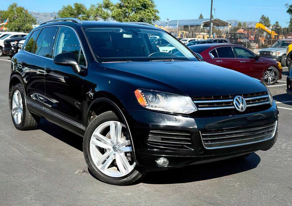 Volkswagen Touareg Executive      2013