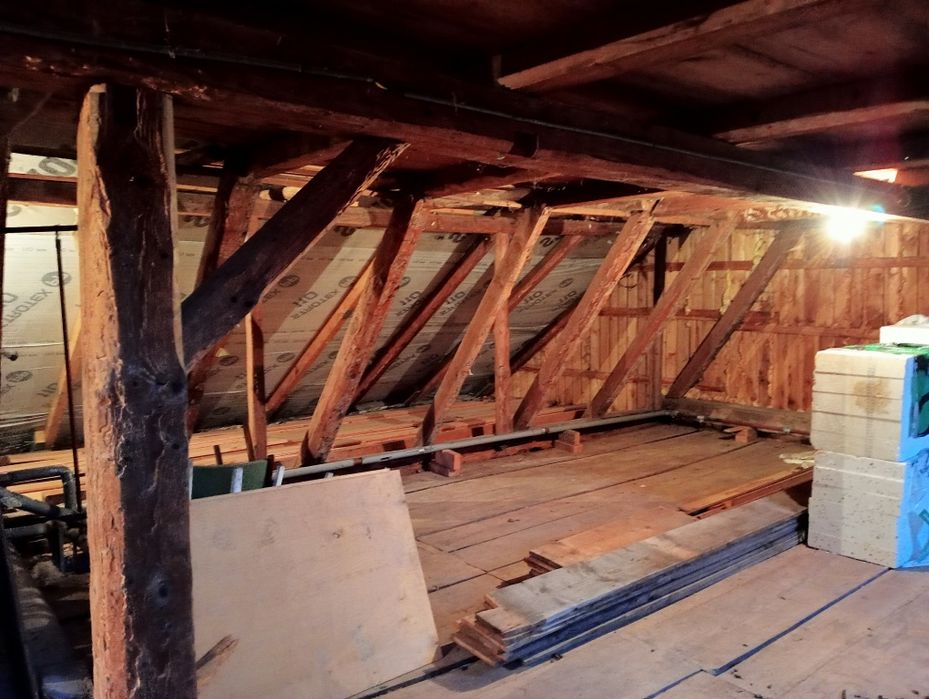 Działka z domem do remontu Głuszyca