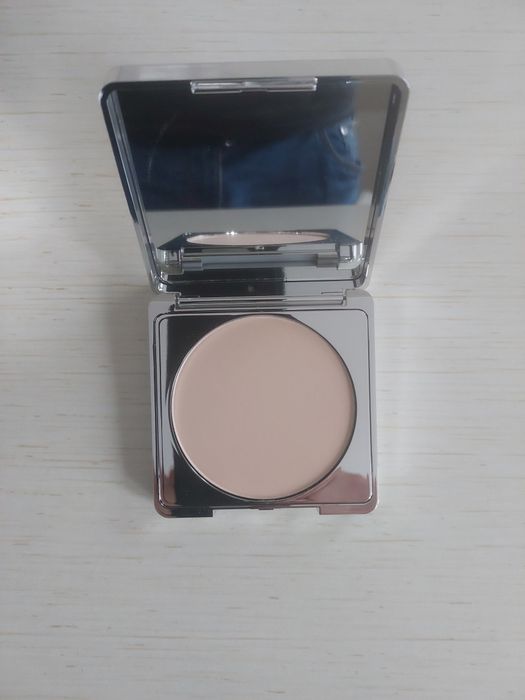 Caia Puder do twarzy Soft Focus