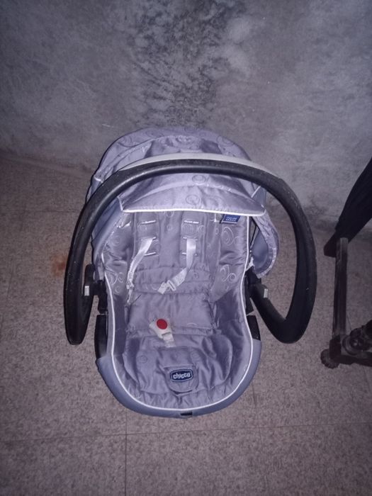 Troco ou vendo por coisa símbolicas