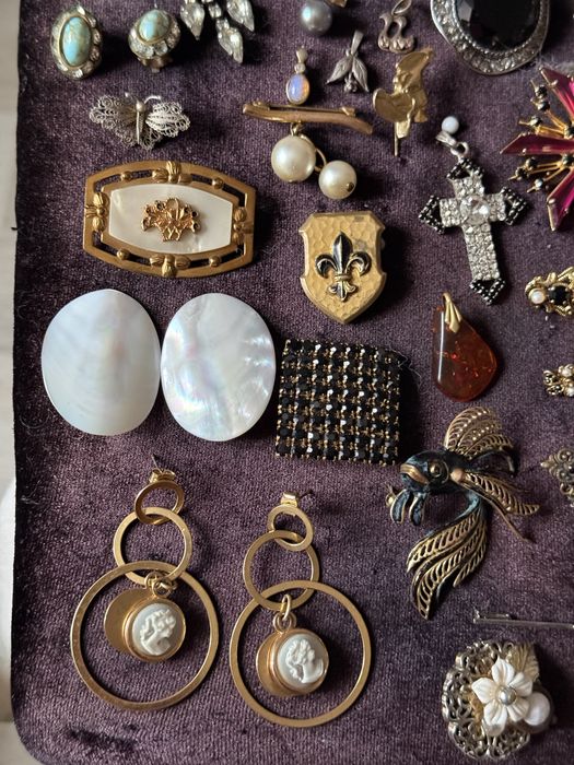 Винтажные брошки. Бижутерия . Брошки.