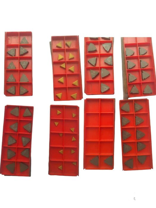 Instrumentos de precisão, ferramentas variadas.