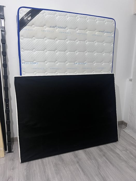 Cama de casal branca