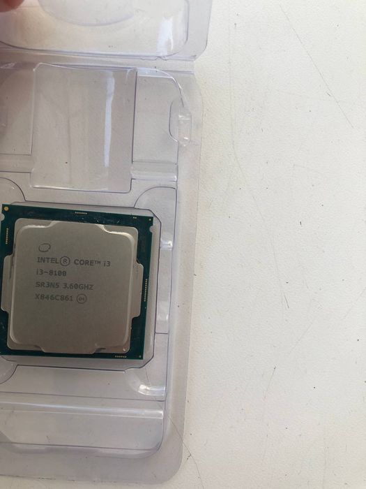 Процесор Intel core i3  i38100 3.6 ghz