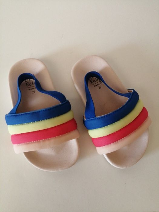 Chinelos Zara tam. 21 como novos