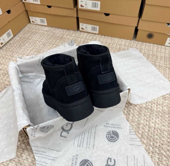 UGG Classic Mini Boots R.36