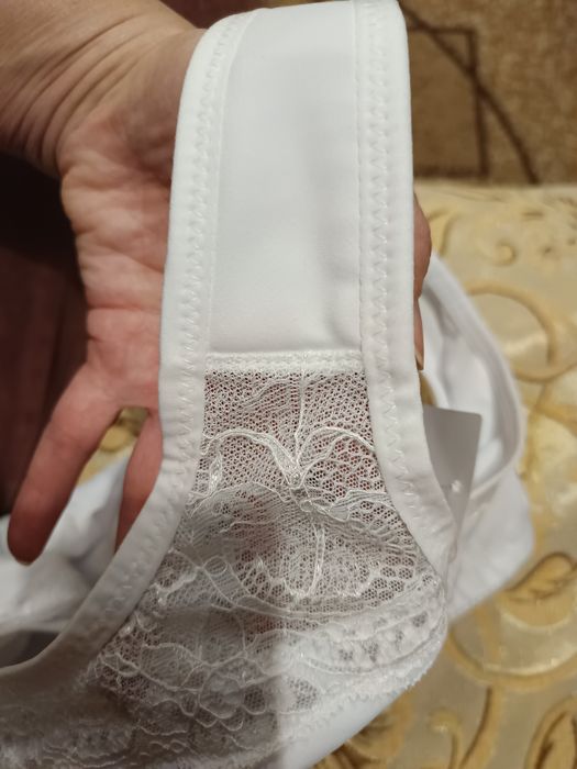 Бюстгальтер без кісточок 80 Е