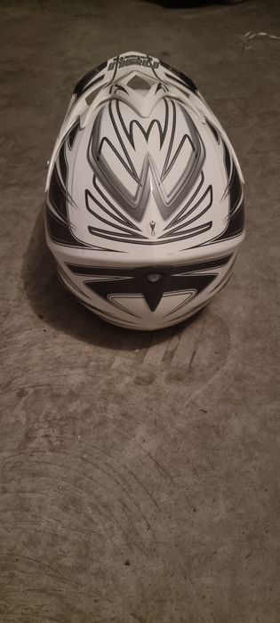 Capacete da marca NAU